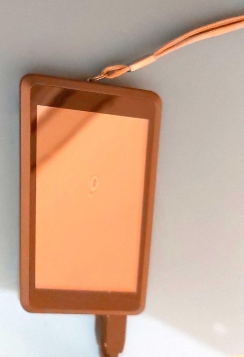 Explay M9 MP3 ფლეიერი – კომპაქტური ციფრული ფლეიერი